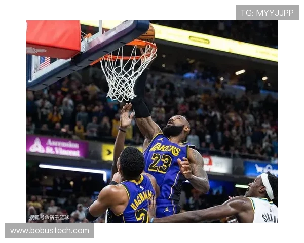 湖人勇士对决激烈上演 西部强强对话谁能笑到最后