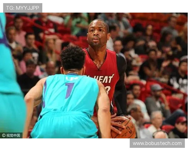 猛龙鏖战黄蜂全场激烈对攻新星崛起掀起东部格局震荡